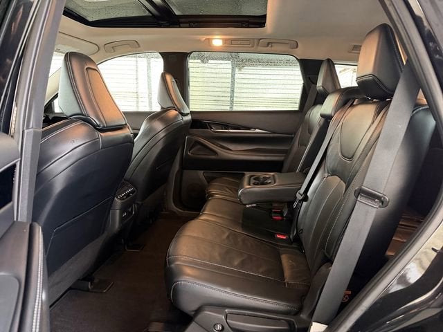 2023 INFINITI QX60 PURE