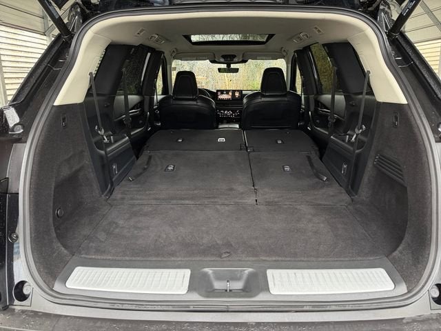 2023 INFINITI QX60 PURE