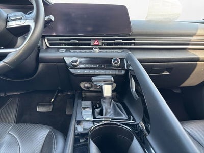 2022 Hyundai Elantra Limited