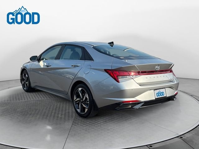 2022 Hyundai Elantra Limited