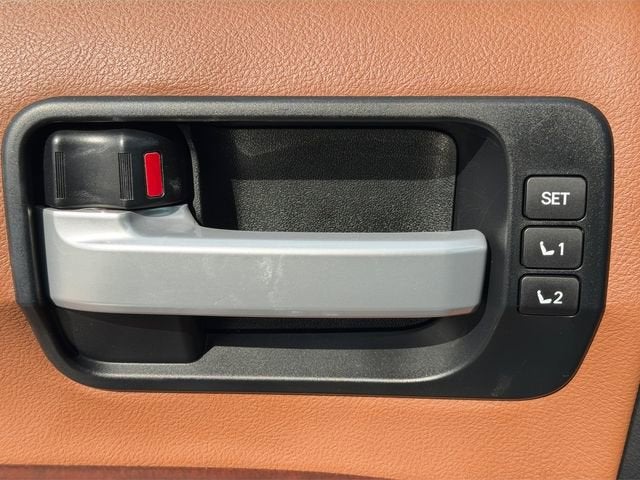 2014 Toyota Sequoia Platinum