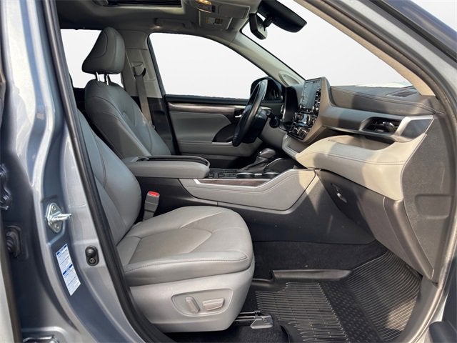 2022 Toyota Highlander Hybrid Limited