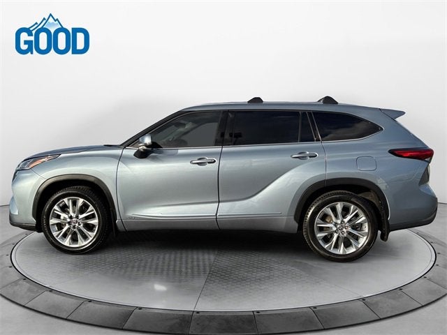 2022 Toyota Highlander Hybrid Limited