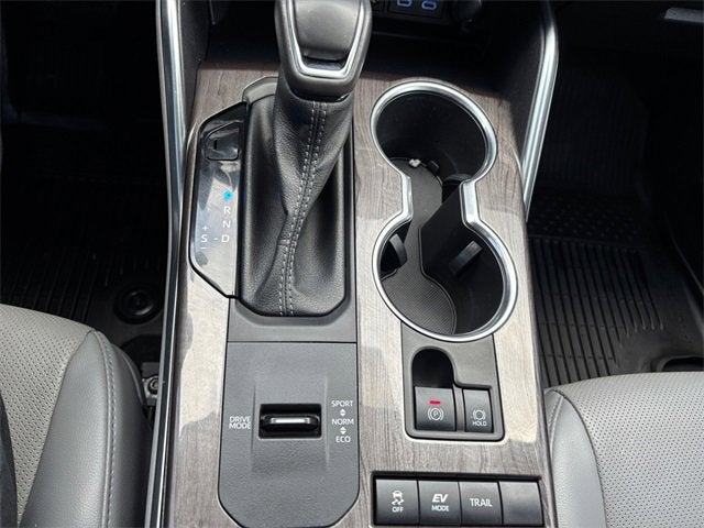 2022 Toyota Highlander Hybrid Limited