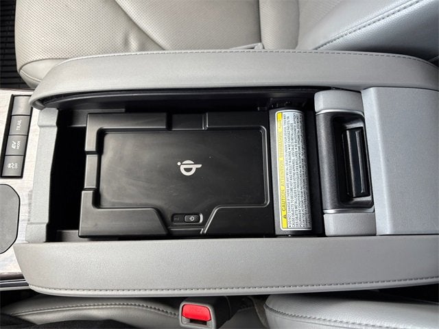 2022 Toyota Highlander Hybrid Limited