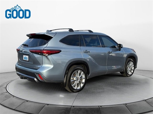 2022 Toyota Highlander Hybrid Limited