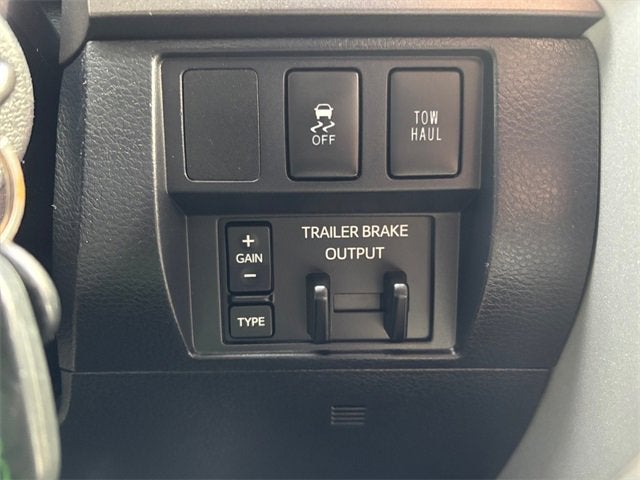 2017 Toyota Tundra 4WD SR5