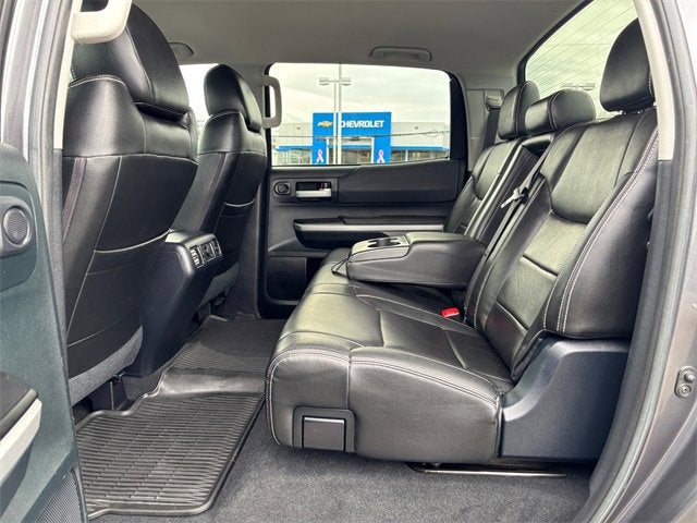 2017 Toyota Tundra 4WD SR5