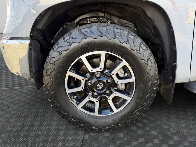 2018 Toyota Tundra 4WD SR5