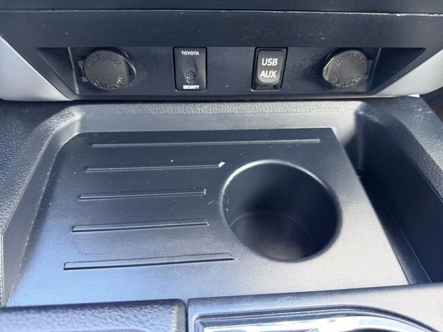 2018 Toyota Tundra 4WD SR5