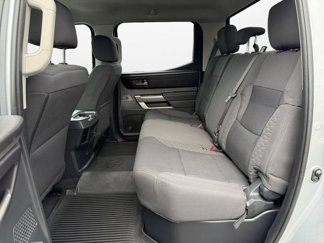 2024 Toyota Tundra 4WD SR5