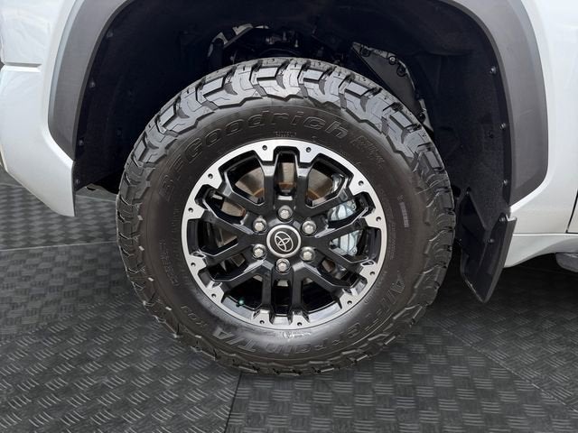 2024 Toyota Tundra 4WD SR5