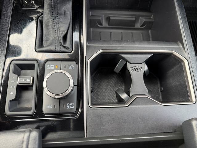 2024 Toyota Tundra 4WD SR5