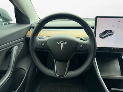 2019 Tesla Model 3 Mid Range