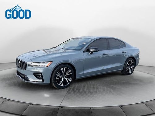 2024 Volvo S60 Core Dark Theme