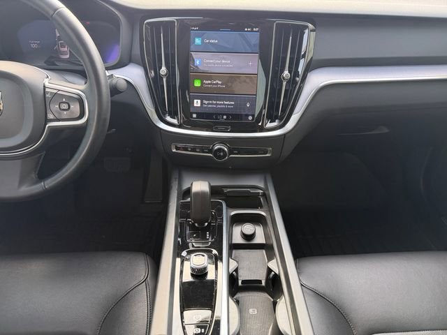 2024 Volvo S60 Core Dark Theme