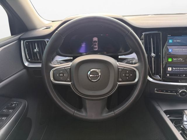 2024 Volvo S60 Core Dark Theme