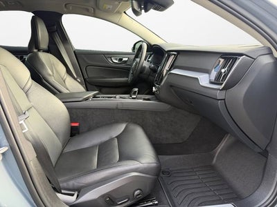 2024 Volvo S60 Core Dark Theme