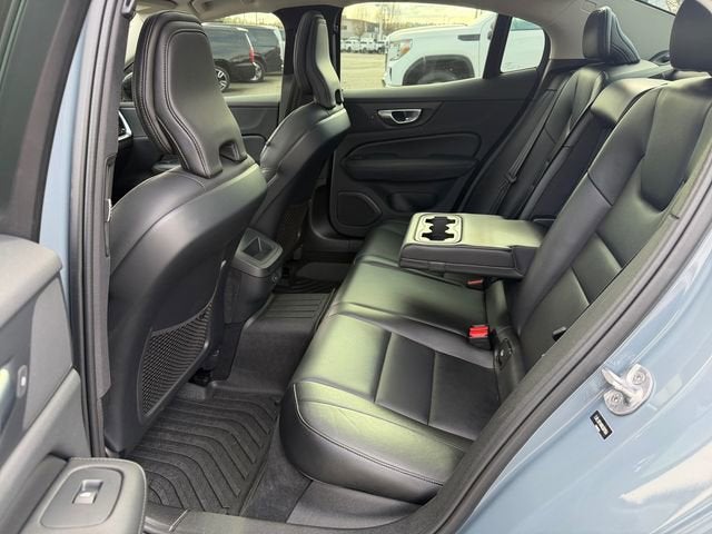 2024 Volvo S60 Core Dark Theme