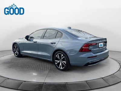 2024 Volvo S60 Core Dark Theme