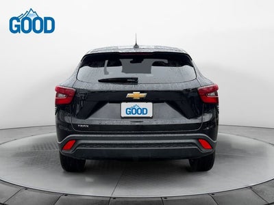 2025 Chevrolet Trax LS