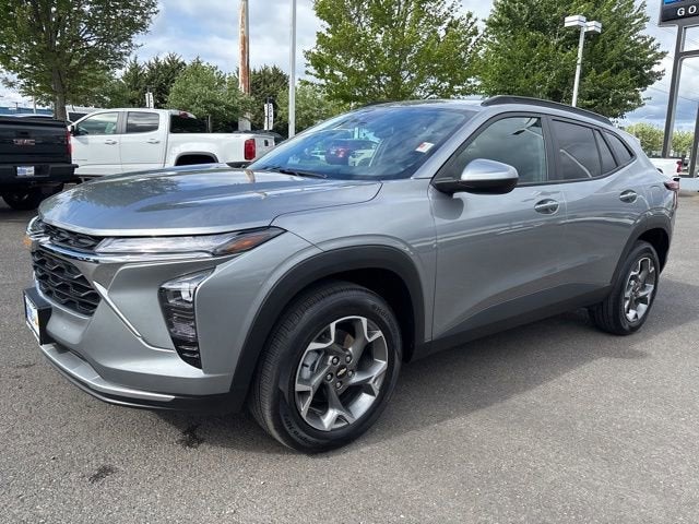 2025 Chevrolet Trax LT's photo