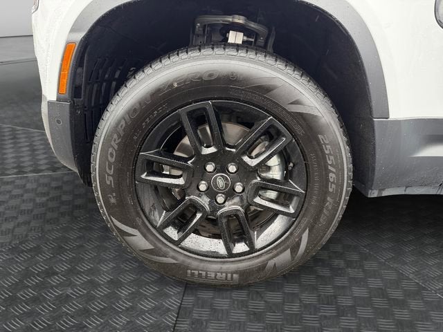 2025 Land Rover Defender S