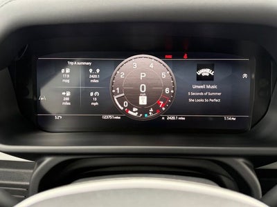 2025 Land Rover Defender S