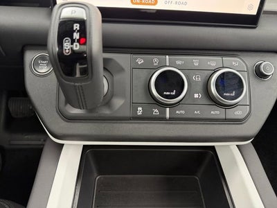 2025 Land Rover Defender S