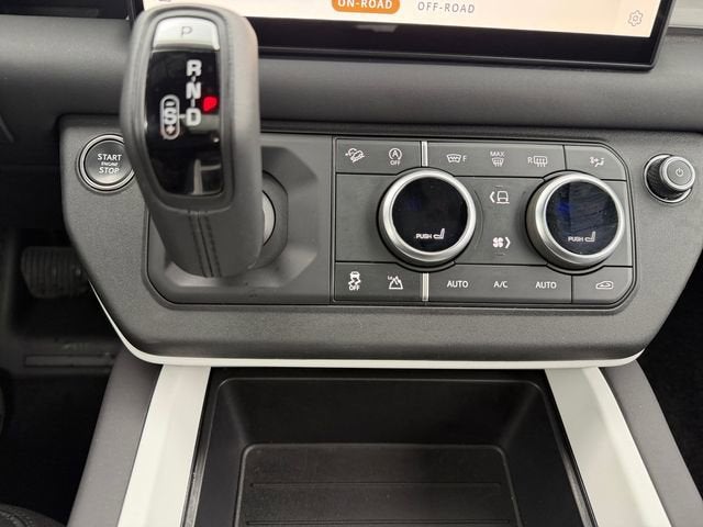 2025 Land Rover Defender S