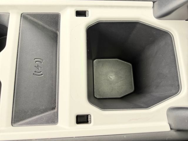 2025 Land Rover Defender S