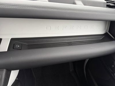 2025 Land Rover Defender S