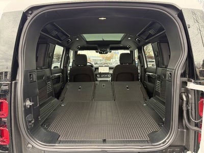 2025 Land Rover Defender S