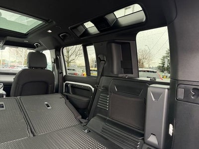 2025 Land Rover Defender S