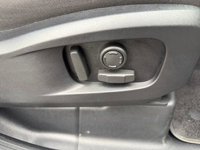 2025 Land Rover Defender S