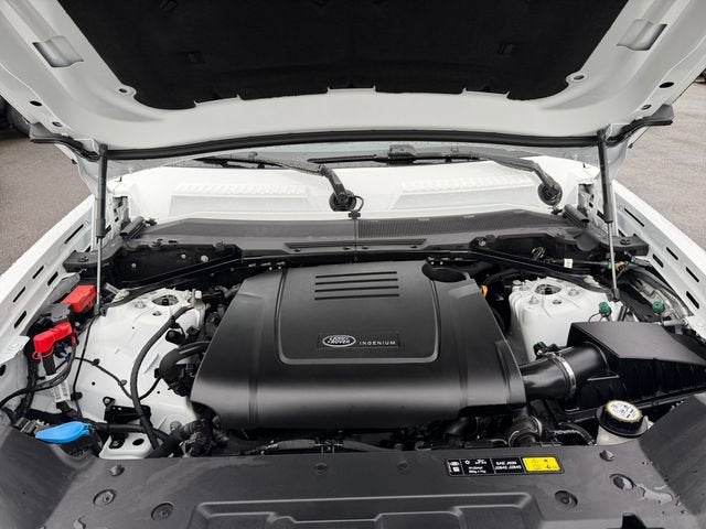 2025 Land Rover Defender S