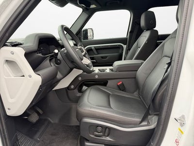 2025 Land Rover Defender S