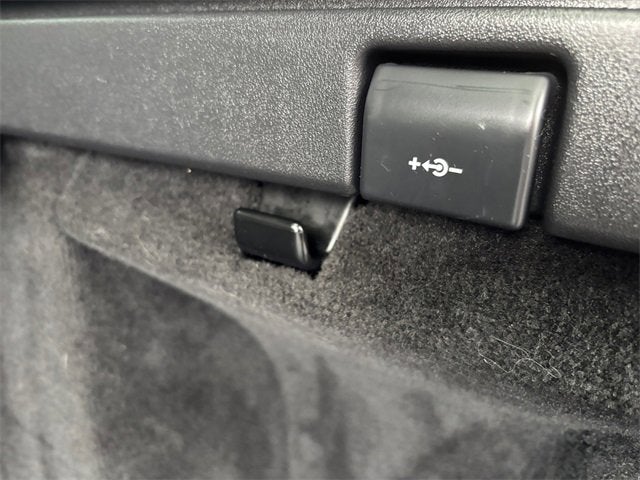 2016 Land Rover Range Rover Sport V8 SVR