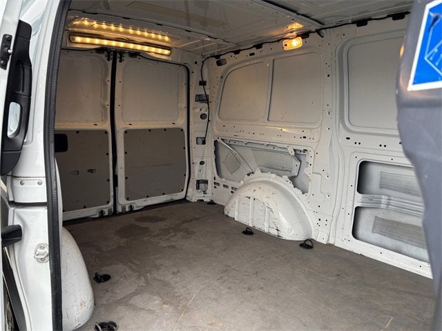 2017 Mercedes-Benz Metris Cargo Van Base