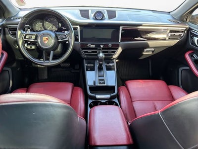2022 Porsche Macan Base