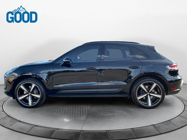 2022 Porsche Macan Base