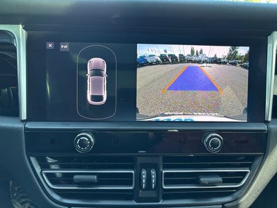 2022 Porsche Macan Base