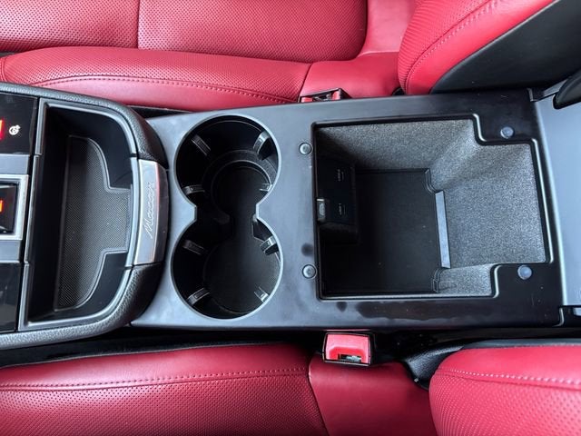 2022 Porsche Macan Base