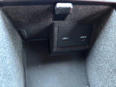 2022 Porsche Macan Base