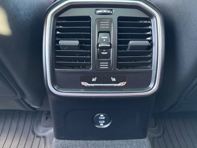 2022 Porsche Macan Base