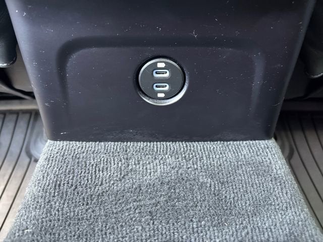 2022 Porsche Macan Base