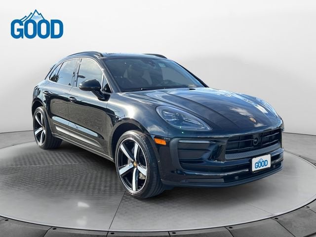 2022 Porsche Macan Base