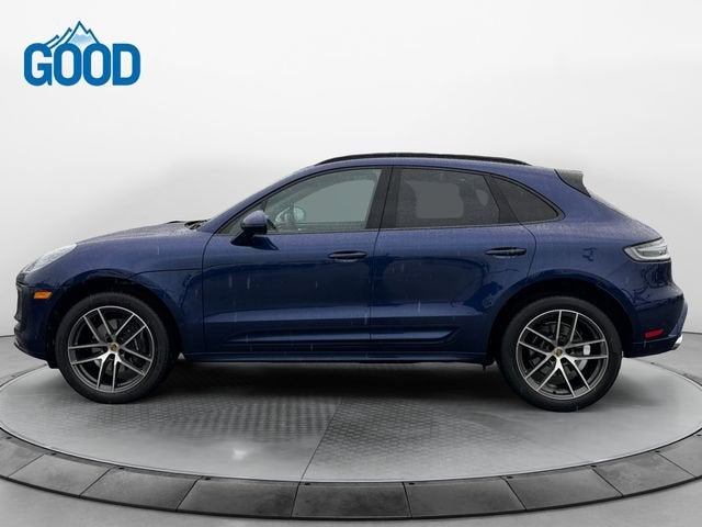 2022 Porsche Macan Base