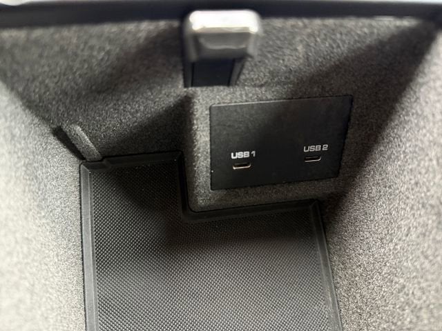 2022 Porsche Macan Base