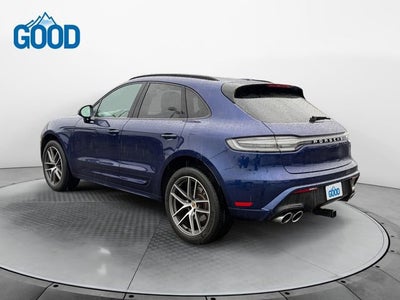 2022 Porsche Macan Base